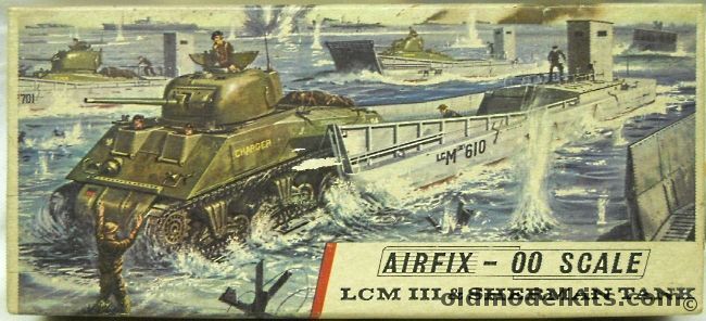 Airfix 1/76 LCM III & M4 Sherman Tank - Type Three Issue, A301V plastic model kit
