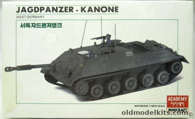 Academy 1/48 Jagdpanzer Kanone - Motorized, 1323 plastic model kit