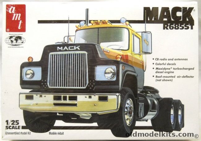 AMT 1/25 Mack R685ST Semi Truck, 38683 plastic model kit