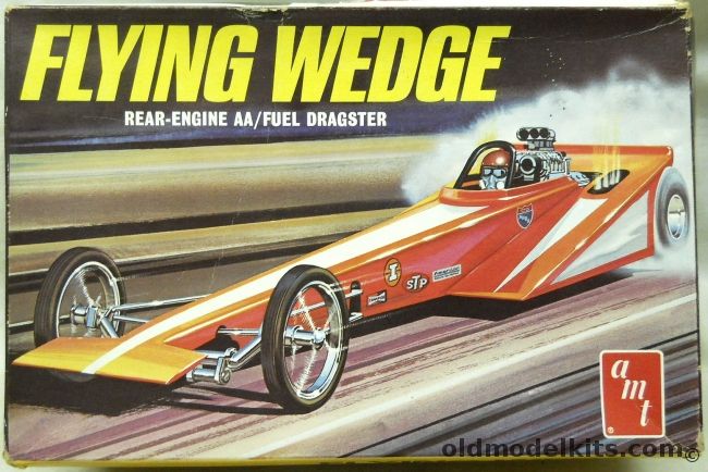 AMT 1/25 Flying Wedge Rear-Engine AA/Fuel Dragster, T173-225 plastic model kit