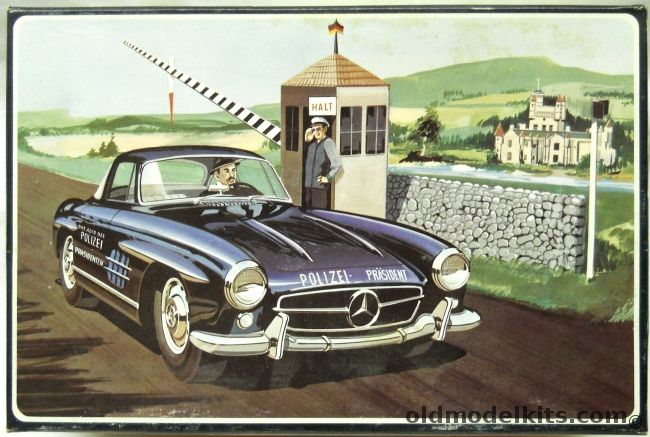 AMT 1/25 Autobahn Mercedes 300SL Gullwing - With Police/Checkpoint Diorama, T253-200 plastic model kit