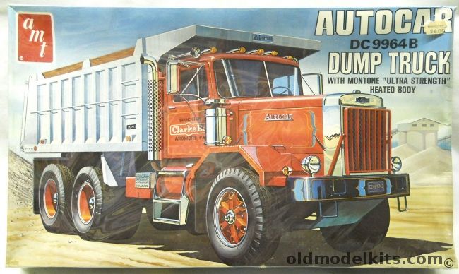 AMT 1/25 Autocar DC 9964B Dump Truck, T817 plastic model kit