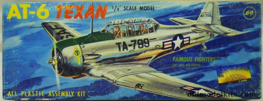Aurora 1/48 AT-6 Texan, 70-69 plastic model kit