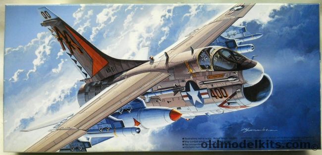 Fujimi 1/72 Vought A-7E Corsair II Sunliners, F-12 plastic model kit