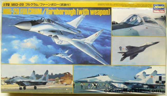 Hasegawa 1/72 TWO Mig-29 Fulcrum Farnborough (With Weapon) - #10 Farnborough '89 / USSR Pre-Production / Indian Air Force No. 47 Sq Archers / Yugoslavia Air Force, K22X plastic model kit