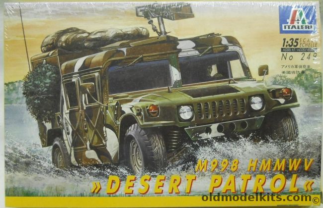 Italeri 1/35 M998 HMMWV Desert Patrol, 249 plastic model kit