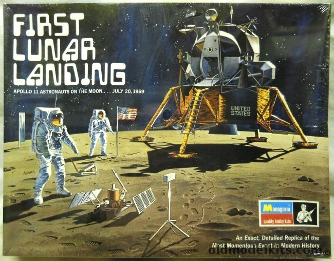 Monogram 1/48 First Lunar Landing Apollo 11 Astronauts on the Moon, 6872 plastic model kit