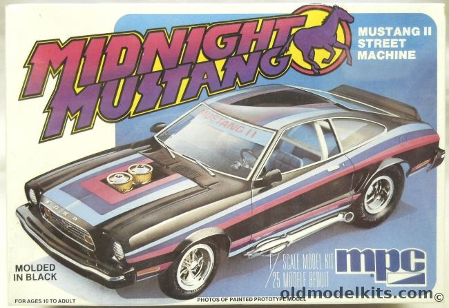 MPC 1/25 Midnight Mustang - Mustang II Street Machine, 1-0756 plastic model kit