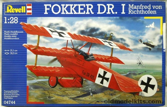 Revell 1/28 Fokker DR-1 Triplane - Manfred von Richthofen The Red Baron, 4744 plastic model kit