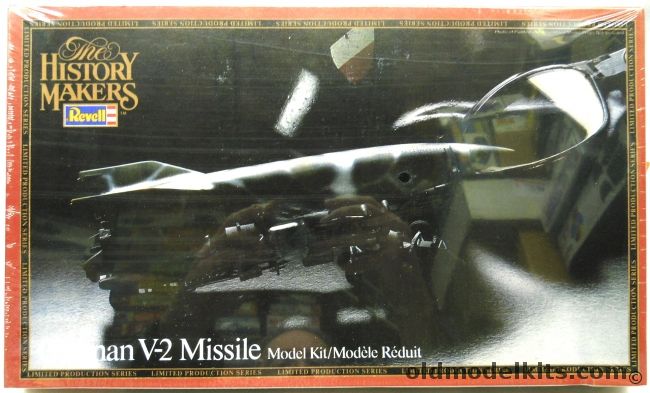 Revell 1/69 German V-2 Missile -  With Trailer and Launcher - History Makers Issue, 0560 plastic model kit
