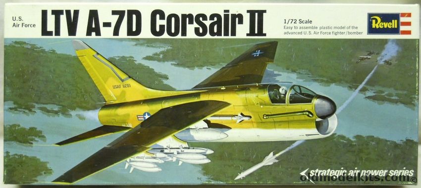 Revell 1/72 LTV A-7D Corsair II - Strategic Airpower Issue, H133-100 plastic model kit