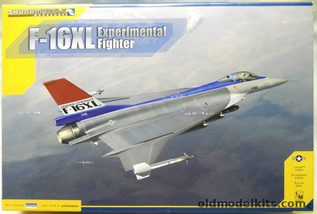 Skunkmodels 1/48 F-16XL Experimental Fighter, 48026 plastic model kit