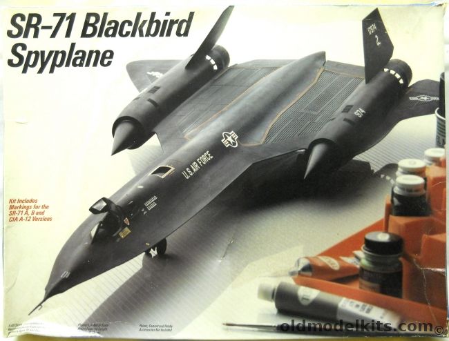 Testors 1/48 SR-71 / SR-71B / CIA A-12 / M12 Blackbird, 584 plastic model kit