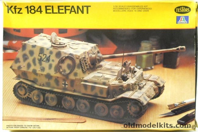 Testors 1/35 Kfz 184 Elefant, 811 plastic model kit
