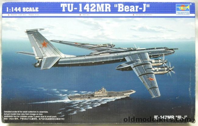 Trumpeter 1/144 Tupolev Tu-142 MR Bear J, 03905 plastic model kit