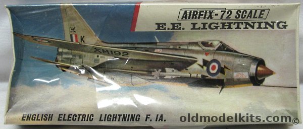 Airfix 1/72 English Electric RAF Lightning F-1A, 290