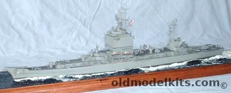 CM 1/350 CGN9 USS Long Beach (1972 or 1985 versions)