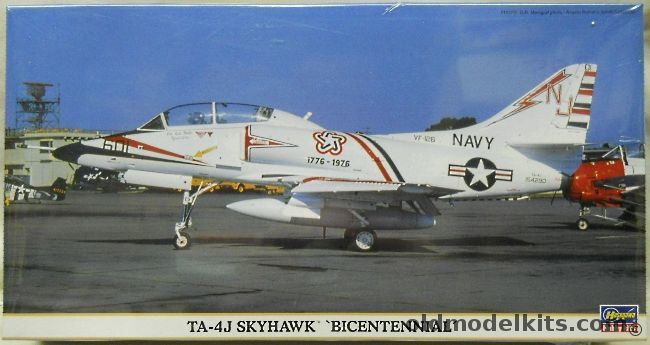 Hasegawa 1/48 TA-4J Skyhawk Bicentennial, 09901 plastic model kit