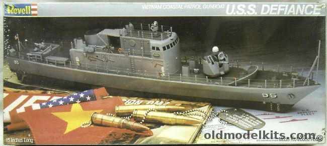 Revell 1/130 USS Defiance Vietnam Coastal Patrol Gunboat, 5020 plastic model kit
