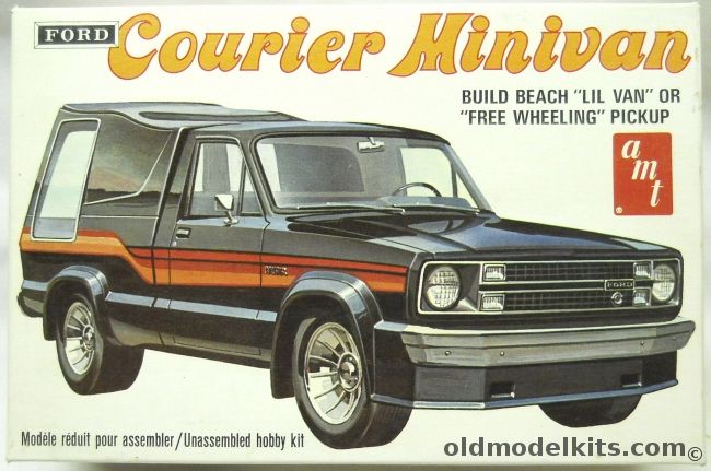 AMT 1/25 Ford Courier Minivan - Pickup Truck, 2701 plastic model kit