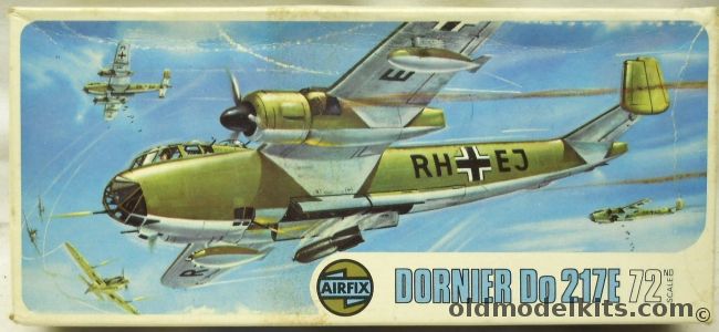 Airfix 1/72 Dornier Do-217 E -Type Four Logo Issue, 03003-8 plastic model kit