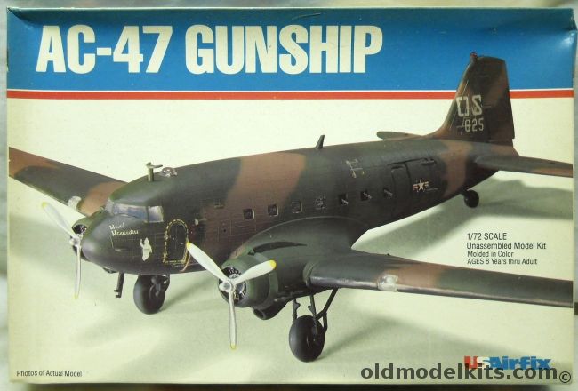 Airfix 1/72 AC-47 Gunship, 50010 plastic model kit