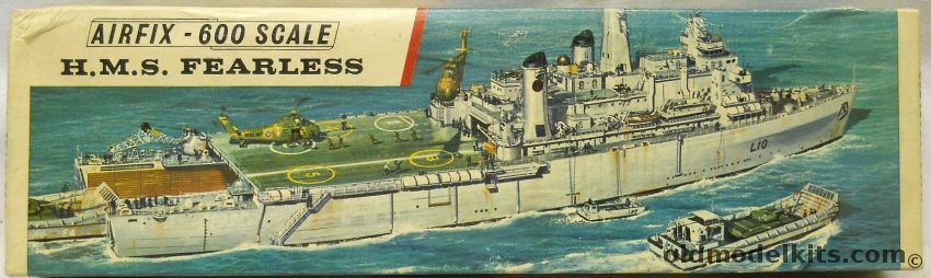 Airfix 1/600 HMS Fearless Helicopter Carrier - Type Three Logo Issue, F305S plastic model kit