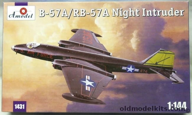 Amodel 1/144 B-57A / RB-57A Night Intruder - USAF - (Canberra), 1431 plastic model kit