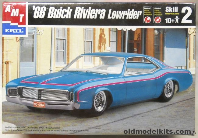 AMT 1/25 1966 Buick Riviera Lowrider, 30084 plastic model kit