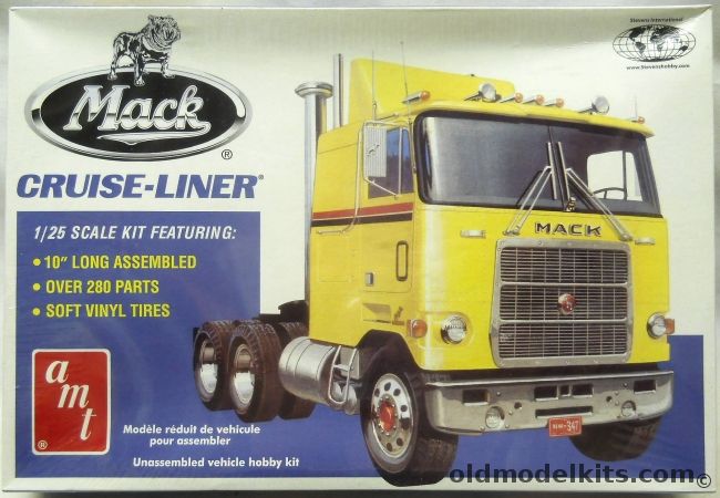 AMT 1/25 Mack Cruise-Liner Semi Truck - (Cruiseliner), 38682 plastic model kit