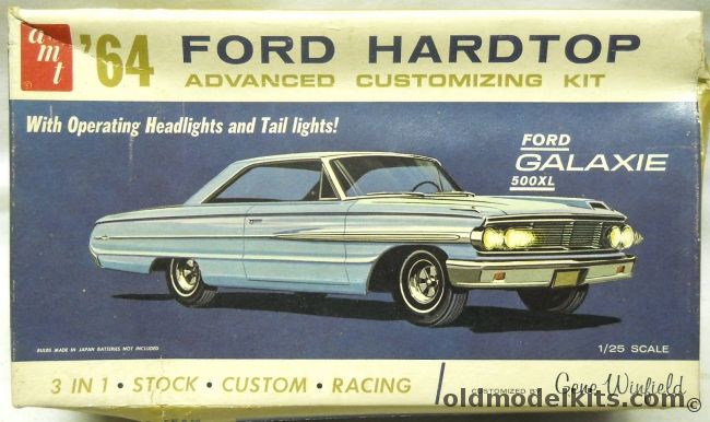 AMT 1/25 1964 Ford Galaxie 500 XL With Working Headlights And Tail Lights - 2 Door Hardtop, 6124-200 plastic model kit