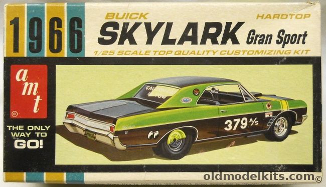 AMT 1/25 1966 Buick Skylark Gran Sport Hardtop - Stock / Custom / Race, 6566-150 plastic model kit