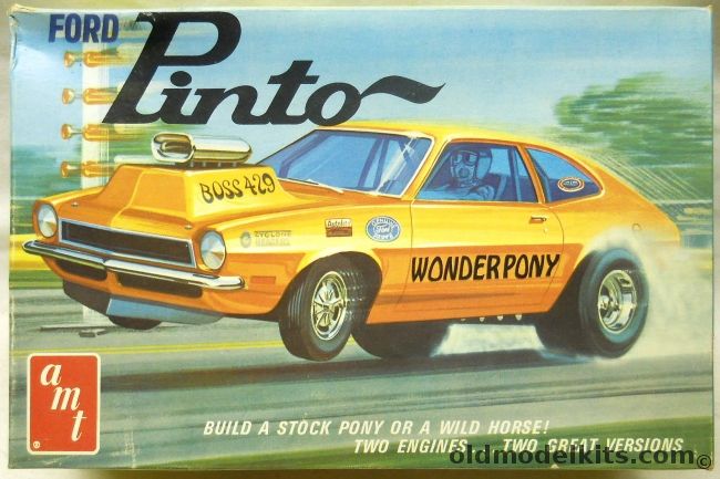 AMT 1/25 1971 Ford Pinto Wonderpony - Stock or Drag, T115-225 plastic model kit
