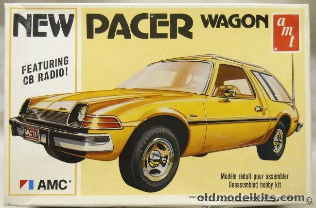 AMT 1/25 AMC Pacer Wagon With CB Radio  - (Station Wagon), T484 plastic model kit