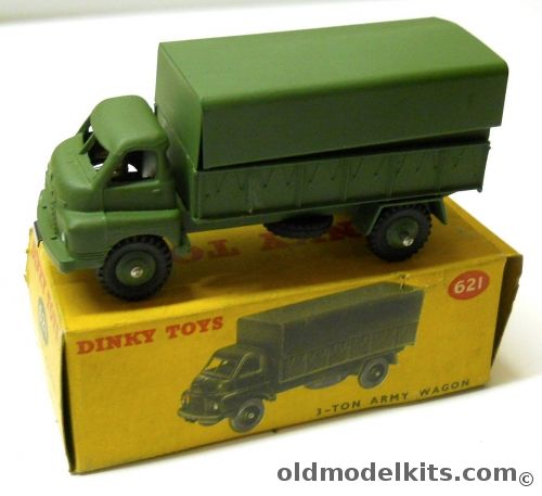 Dinky Toys 3 Ton Army Wagon - (Bedford Army Truck), 621 plastic model kit