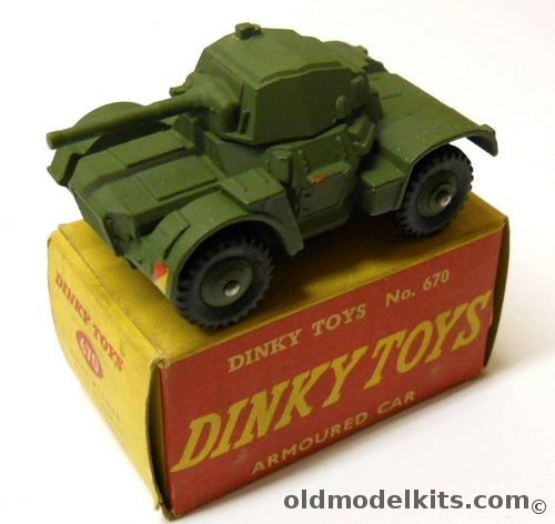 Dinky Toys Armoured Car - (Armored Car), 670 plastic model kit