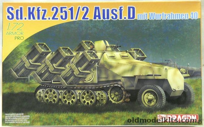 Dragon 1/72 Sd.Kfz.251/2 Ausf.D With Wurfrahmen 40 - Armor Pro Issue, 7310 plastic model kit