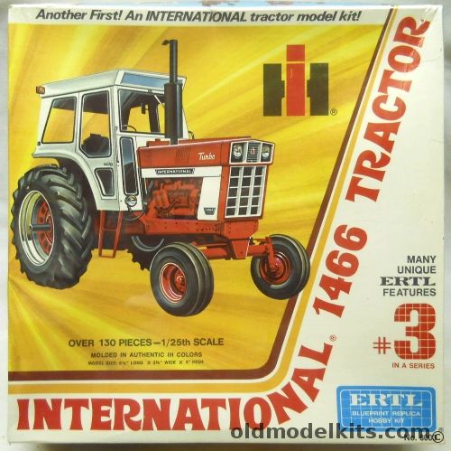 ERTL 1/25 International Farmall 1466 Tractor, 8003 plastic model kit