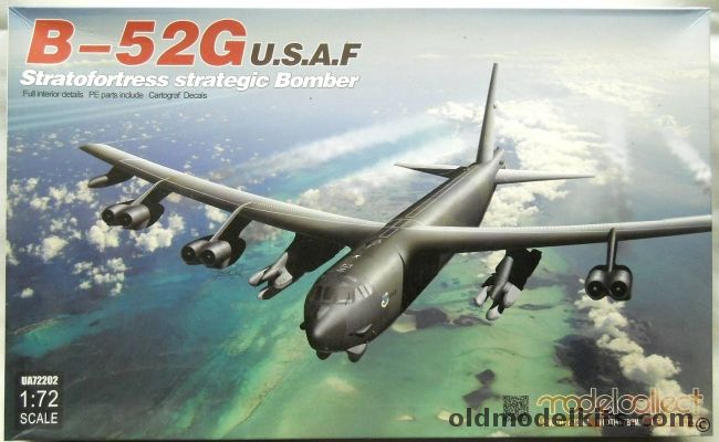 Modelcollect 1/72 B-52G Stratofortress Strategic Bomber, UA72202 plastic model kit