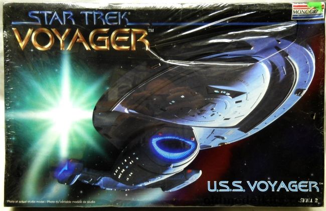 Monogram 1/677 Star Trek Voyager USS Voyager - With TWO Outer Space Outfitters Back-Lit Panel Set, 3604 plastic model kit