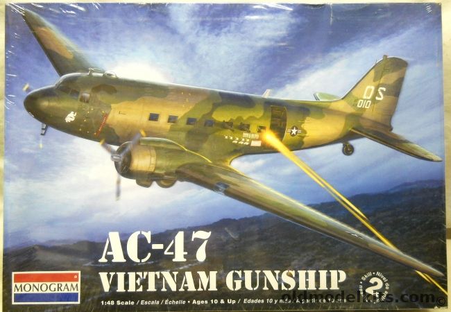 Monogram 1/48 Douglas AC-47 Vietnam Gunship - Spooky or Casper, 85-5615 plastic model kit