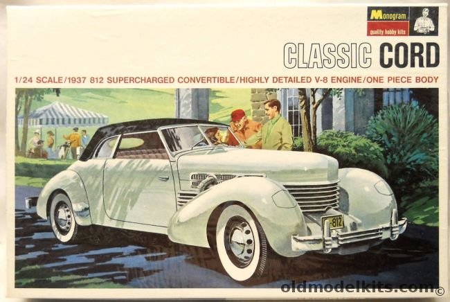 Monogram 1/24 1937 Cord 812 SC Convertible, PC130-300 plastic model kit