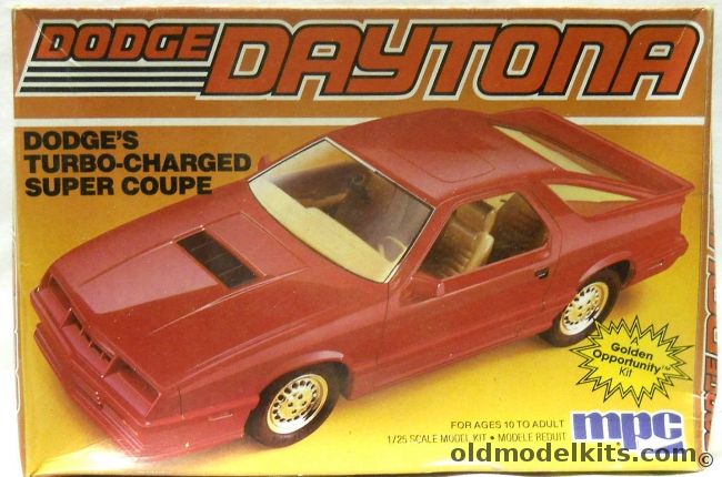 MPC 1/25 Dodge Daytona - Turbo-Charged Super Coupe - Stock Or Custom, 1-0823 plastic model kit