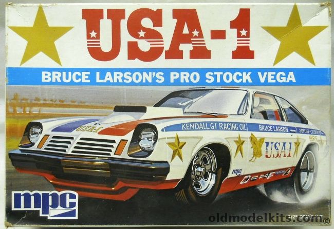 MPC 1/25 USA-1 Bruce Larsons Pro Stock Vega - Chevrolet Vega Racer, 1-1758 plastic model kit