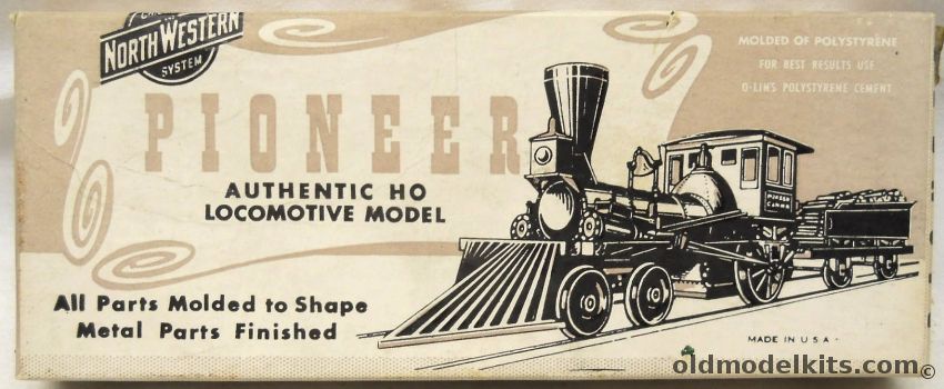 O-lin 1/87 Pioneer Locomotive - Chicago & Northwestern - HO Scale, 100 plastic model kit