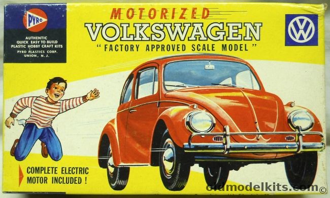 Pyro 1/25 Motorized Volkswagen Beetle - Sunroof Sedan With Engine Stand And Mechanics, 334-198 plastic model kit