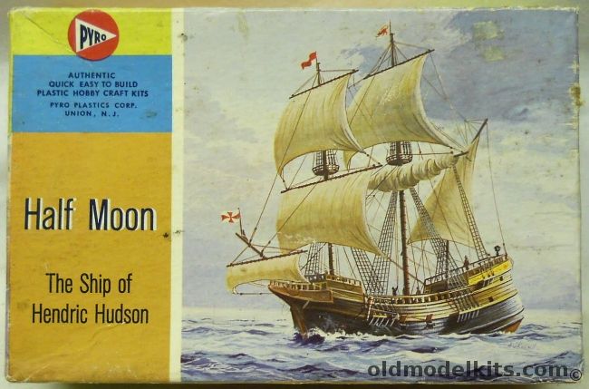 Pyro Half Moon The Ship of Hendric Hudson, C366-50