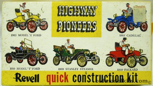 Revell 1/32 1903 Model A Ford Highway Pioneers, H36 plastic model kit