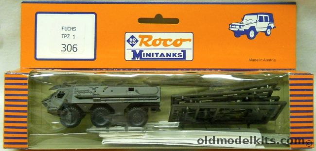 Roco HO Minitanks Fuchs TPZ 1 - HO Scale, 306 plastic model kit