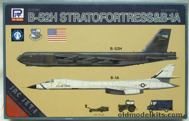 Skywave 1/700 TWO Sets Of B-52H Stratofortress And B-1A - Plus Lift ...